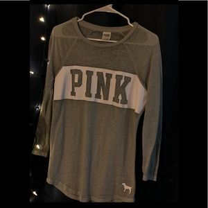 Thin stretchy long sleeve t shirt